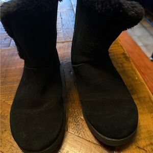 BearPaw Women's Black Winter Boots